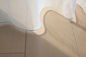 レースのカーテン　窓辺