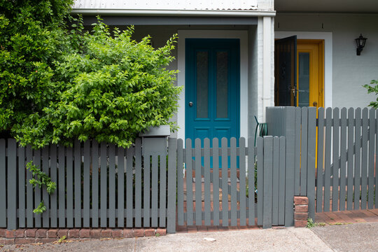 small terrace house front fence