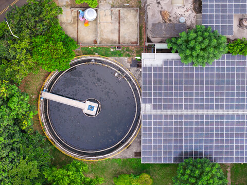 Solar Powered Wastewater Treatment Clarifier Facility