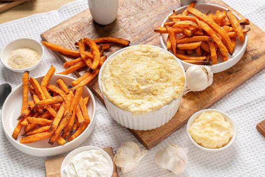 Garlic Cheese Dip Appetizer