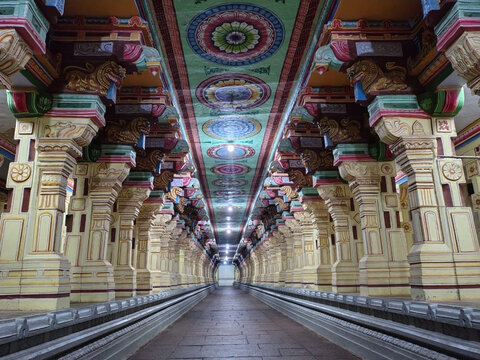 Symmetrical, aligned artistic pillars at an ancient Indian Temple, Rameshwaram. 