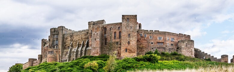 Fototapeta premium Bamburgh Castle, Northumberland, Northeast Coast, England 