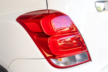 Lanterna traseira com led de carro