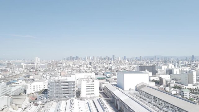 Osaka Japan Urban Cityscape Aerial. Rising Drone Shot. 4K D-Log Flat Profile. （大阪 日本 都市の景観 空撮。上昇ドローンショット。4K D-Log フラットプロファイル。）