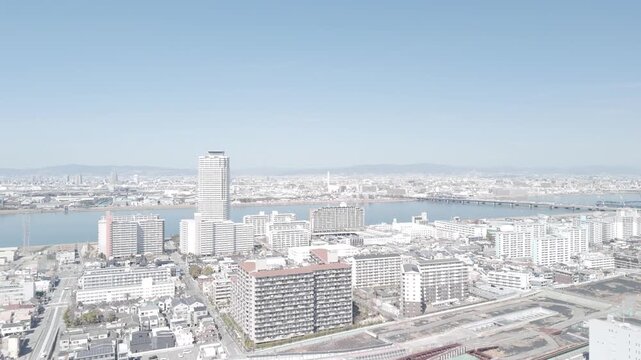 Osaka Japan Urban Cityscape Aerial. Panning Drone Shot. 4K D-Log Flat Profile. （大阪 日本 都市の景観 空撮。パン撮影 ドローンショット。4K D-Log フラットプロファイル。）