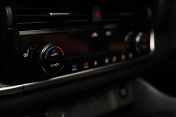 Car cooling system Car air conditioning inspection