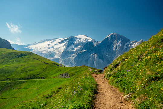 Viel del Pan trail in the Dolomites, Italy