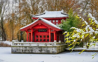Winteransicht der Pagode im Chinesischen Garten von Berlin Marzahn