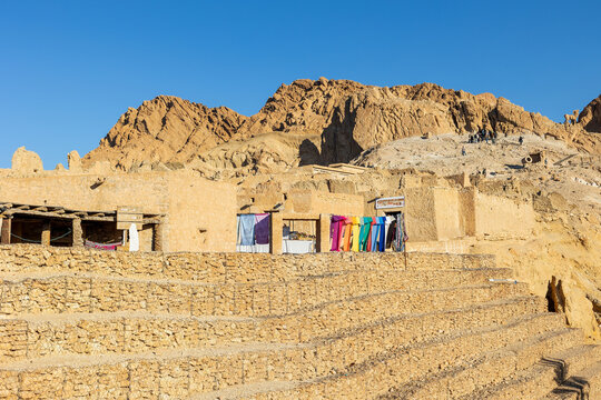 Oasi di montagna Chebika allle porte del Sahara, Tunisia