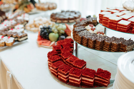 Weddind cake, cany bar