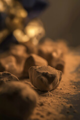 濃厚な味わいを想起させる手作りのトリュフチョコレート