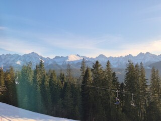 Tatry Wysokie - Polska - panorama na góy od strony Polskiej. © Konrad