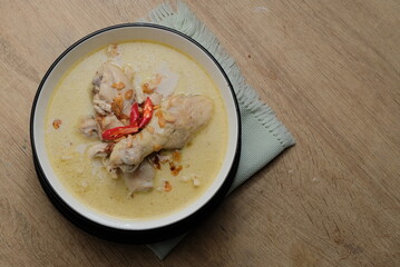 chicken curry with coconut milk