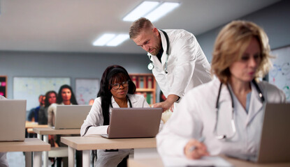 Obraz premium Diverse Group Of Medical Students Learning About Healthcare From Teacher