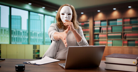 Dishonest Female Lawyer Exposed