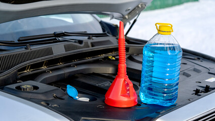 Winter liquid for car windshield