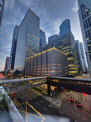 Fototapeta premium Beautiful twilight hour of Singapore city. Cityscape series of Singapore
