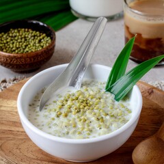 Indonesian Mung Bean Porridge with Coconut Milk