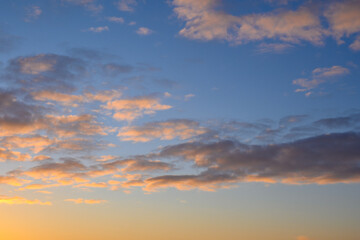 Fototapeta premium Beautiful color evening sky and amazing clouds
