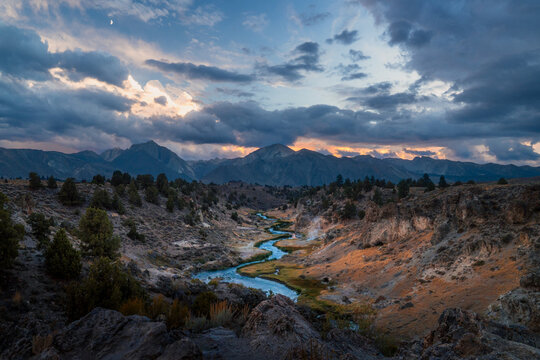 stormy sunset in the mountains outside mammoth, ca in the eastern sierras - Powered by Adobe