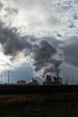 Fototapeta premium smoke coming out of factory chimney pollution concept