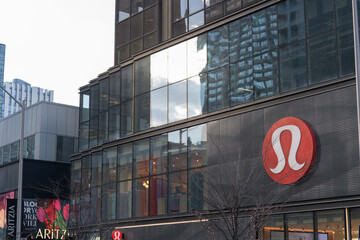 Naklejka premium exterior of lululemon, a flagship store at 2 Bloor St W, Toronto, northwest corner of Yonge & Bloor, selling athletic apparel and accessories
