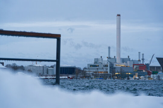 Rough Baltic Sea at Stadtwerke Flensburg west bank during storm Elli Goretti 2026