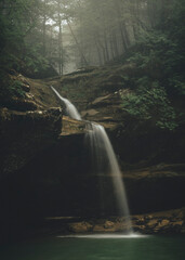 A waterfall in Hocking Hills during winter