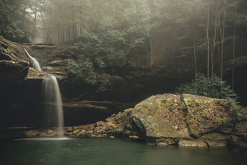 A waterfall in Hocking Hills during winter