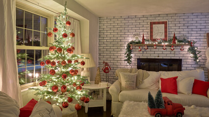 Beautifully decorated Christmas holiday tree in a well decorated family home