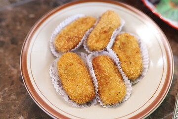 typical Indonesian snacks served at weddings or engagements