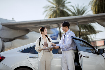 A financial adviser offers an investment plan to help a client secure a low-interest mortgage and achieve long-term prosperity.