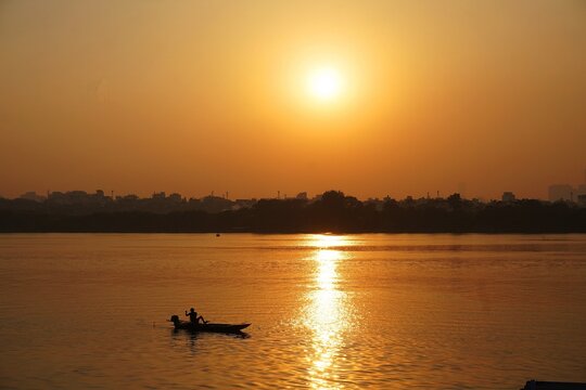 Hanoi, Vietnam: Magnificent sunset over Red river (song Hong) 