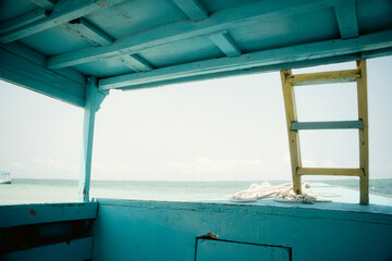 ケニア・モンバサのダイアニビーチに広がる白砂とインド洋の海