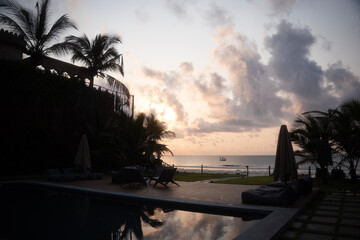 ケニア・モンバサのダイアニビーチに広がる白砂とインド洋の海