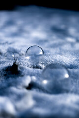 zima, śnieg, mróz, szron, płatki śniegu, biel, bańki mydlane, © Estera