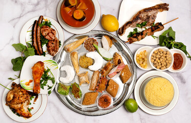 Assortiment de plats et Pâtisserie orientale