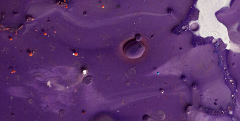 A Backdrop of Vibrant Colors, Texture, and Gold Elements