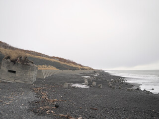 旭浜のトーチカ群の風景