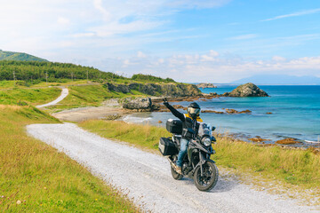東北ツーリング　尻屋埼の海とバイク