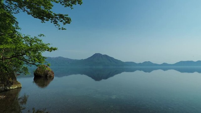 初夏の支笏湖