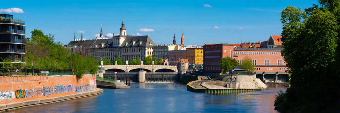 2025-04-22; panorama view of the building of the University of Wroclaw from the embankment Wroclaw Poland
