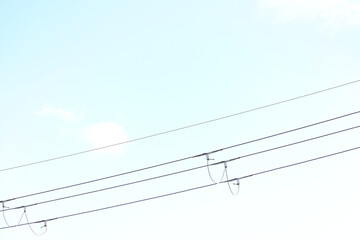 空と電線の写真