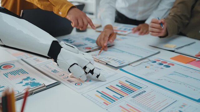 AI-powered assistant analyzing data and refining strategic business planning for corporate professionals. Noogenesis AI