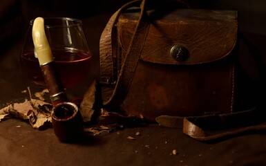 Pipe et verre de liqueur