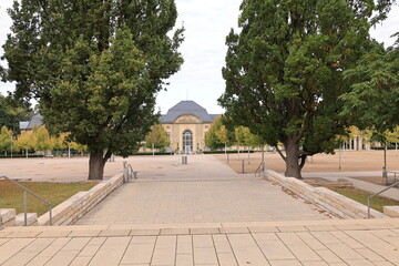 Blick in den Kurpark von Bad Nenndorf im Kreis Schaumburg in Niedersachsen