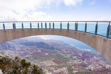 Pomost widokowy w Parku Narodowym Biokovo na Chorwacji © Franciszek