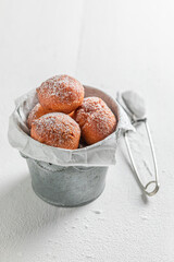 Delicious and sweet mini doughnuts ready to eat.