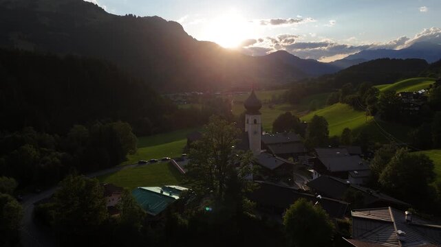 Aurach bei Kitzb&uuml;hel Sonnenuntergang