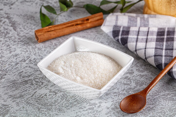 Shugar cristal in the bowl